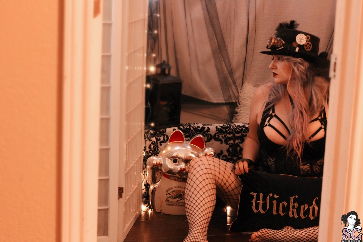 gingerheartt-wicked-01.jpg