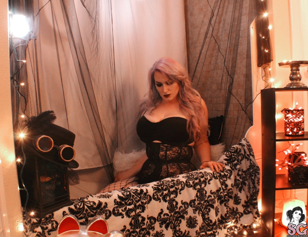 gingerheartt-wicked-15.jpg