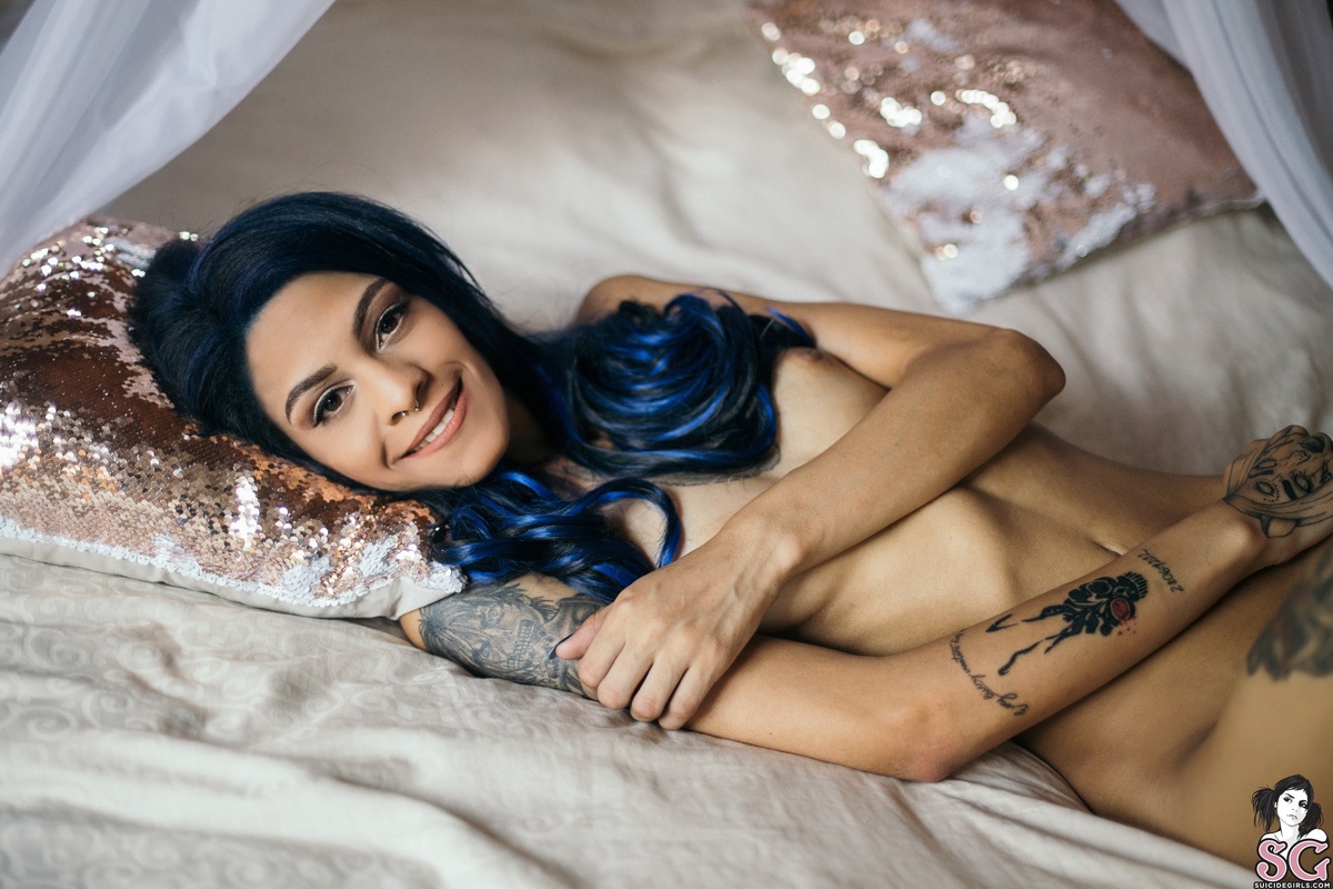 rowenna-illbenearyou-31.jpg