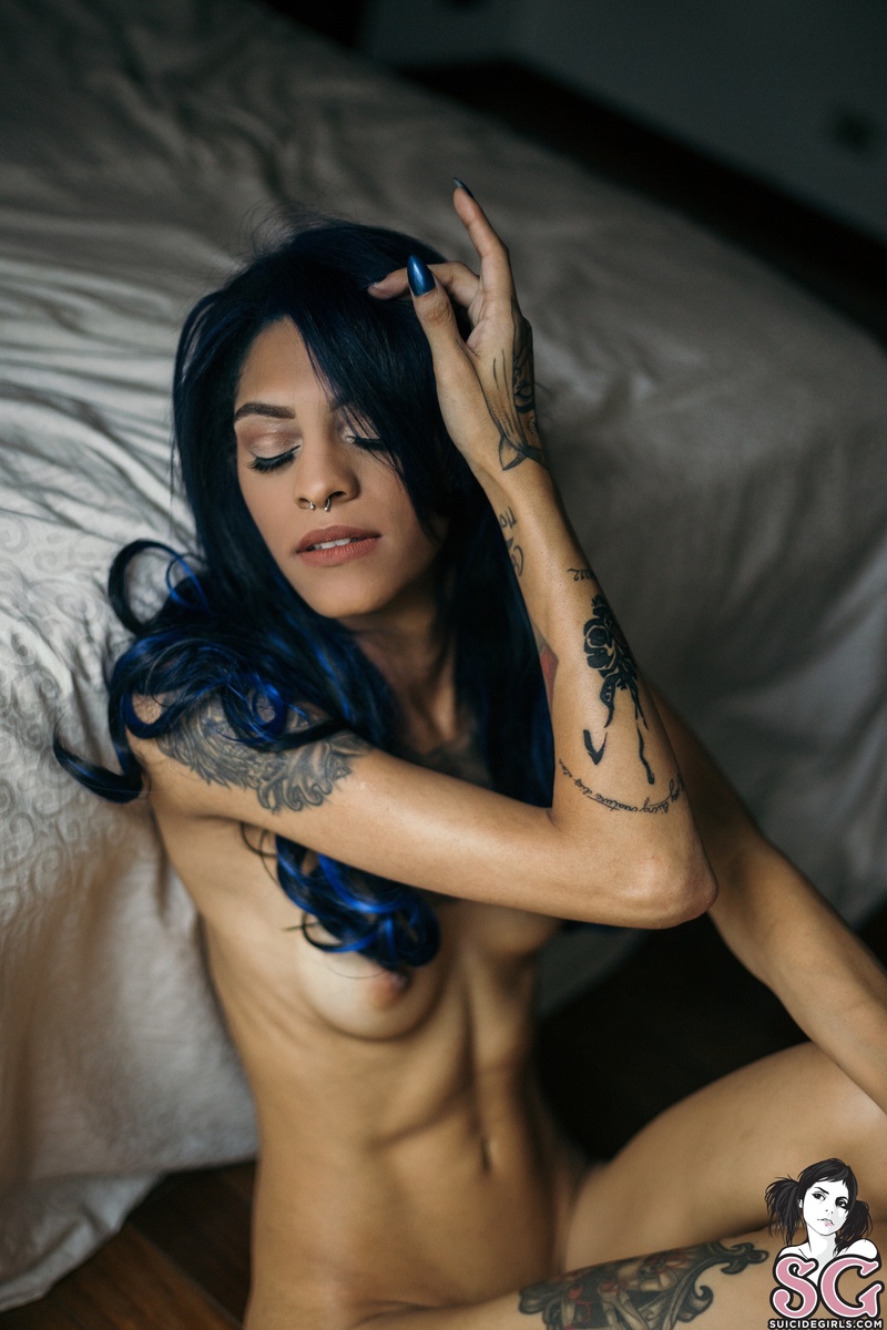 rowenna-illbenearyou-37.jpg