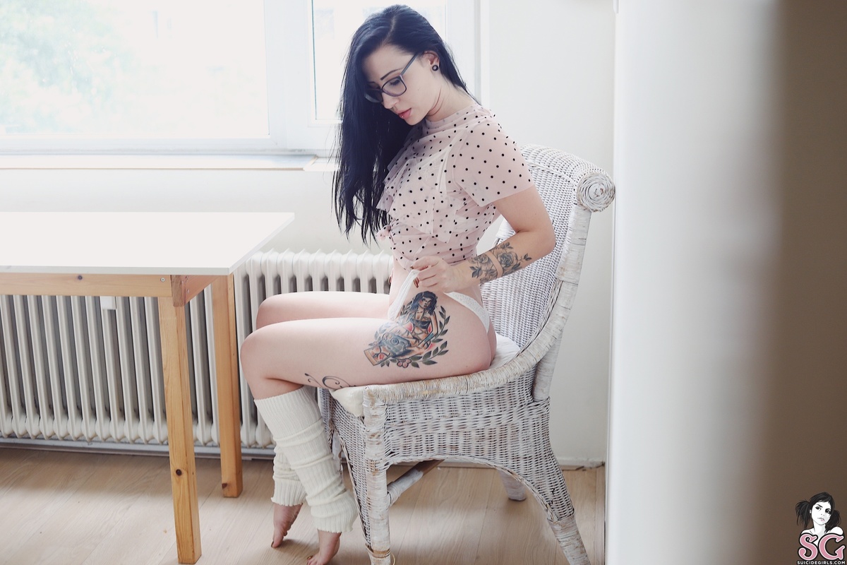 haileyfox-lovesosoft-01.jpg