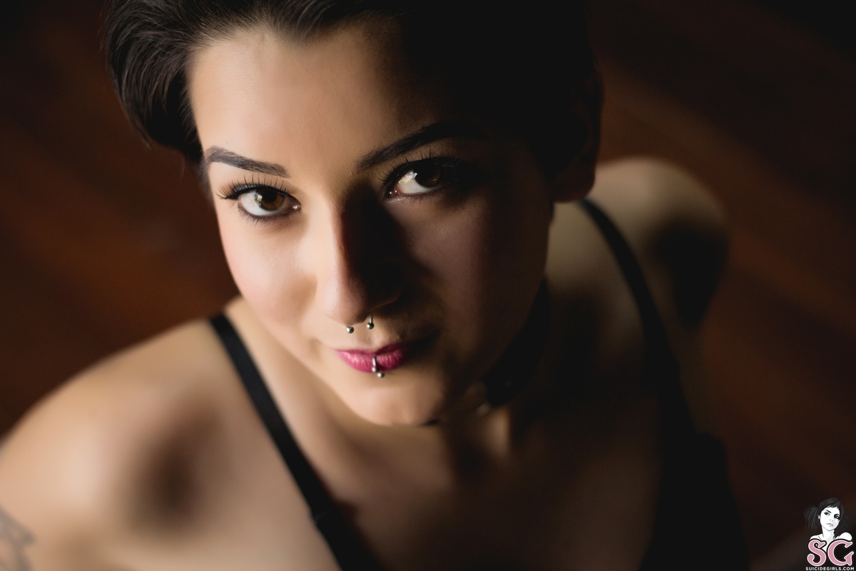 jesz-playwithme-19.jpg