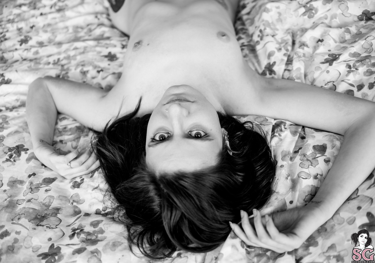 frankiejay-blackholesun-29.jpg