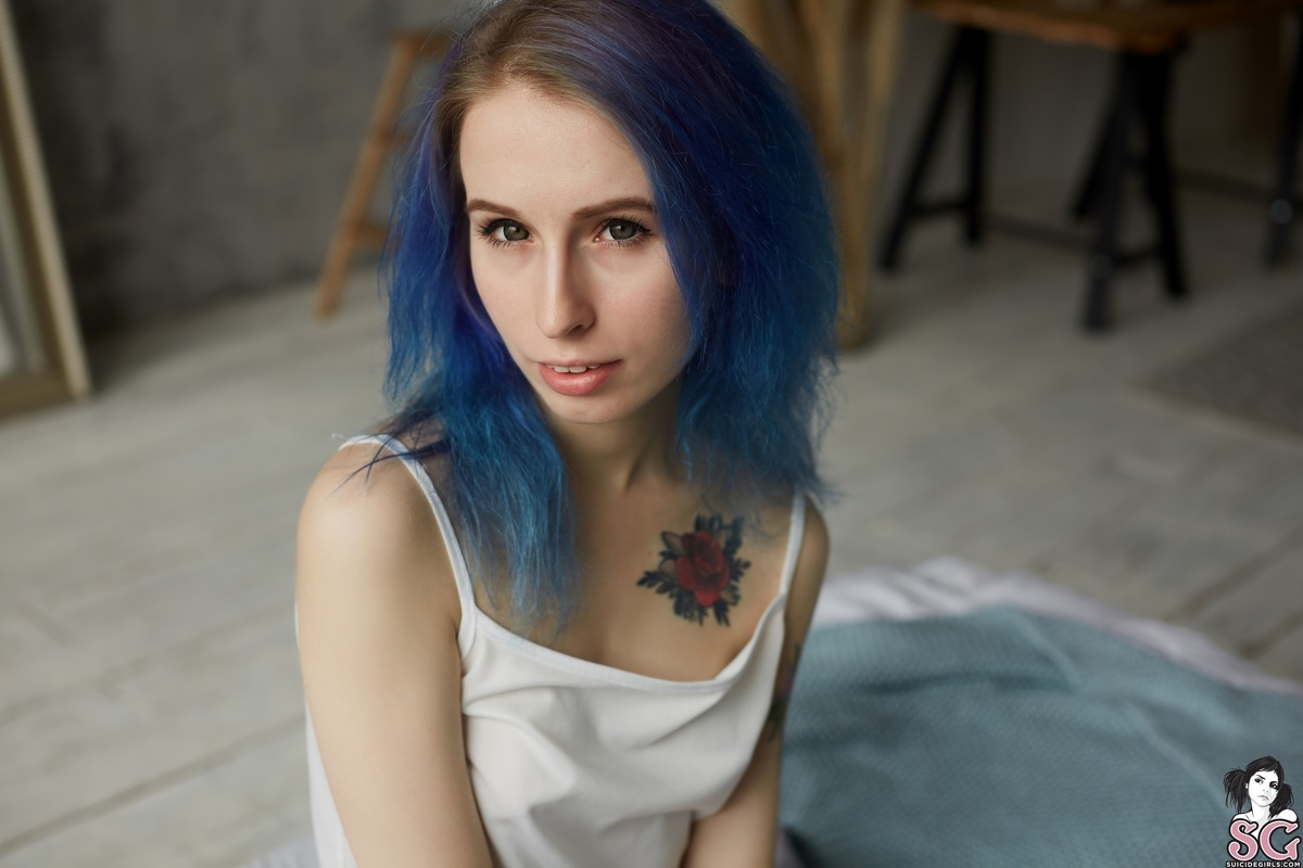 katerinamoore-brightawake-05.jpg