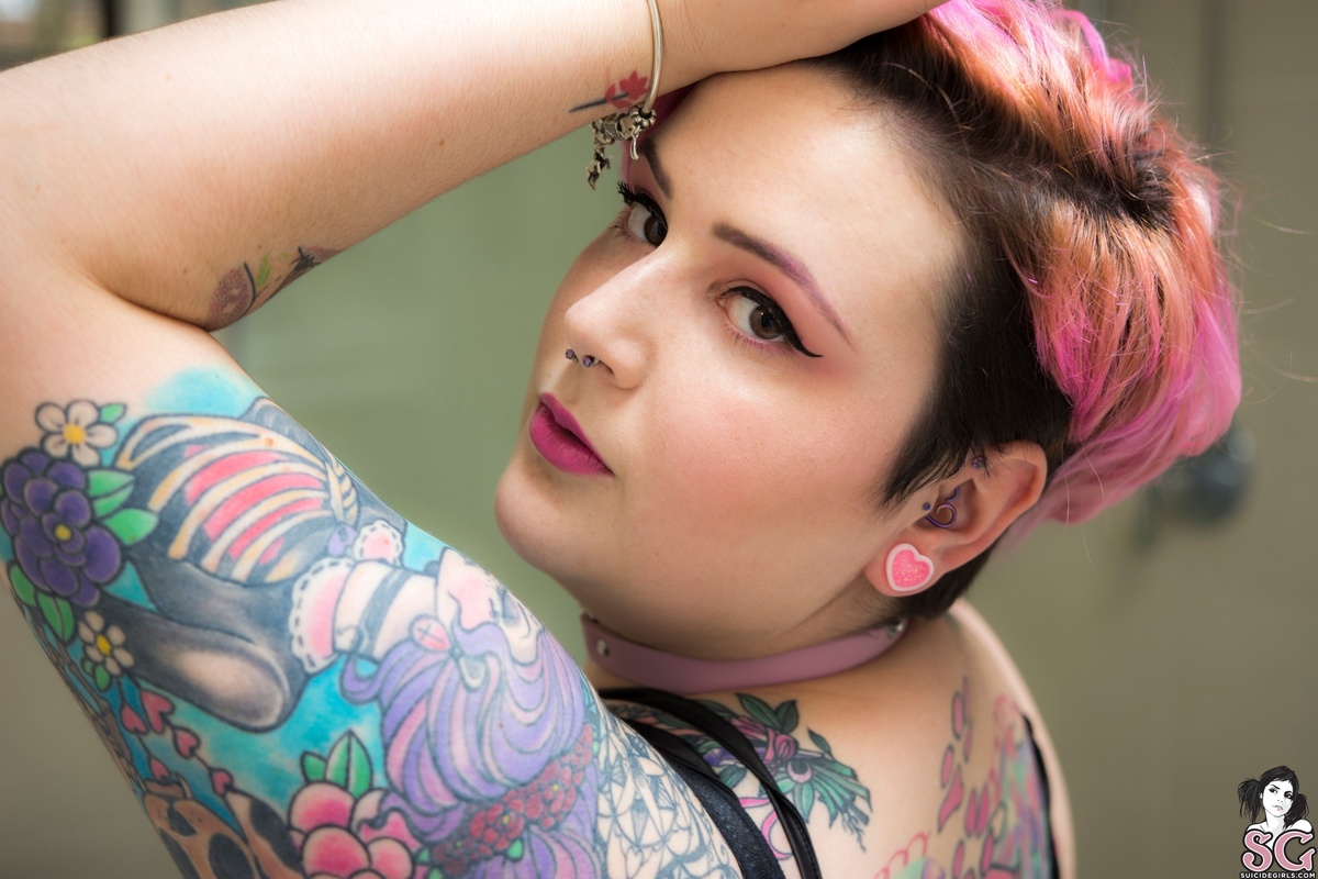 aquata-threatsofromance-09.jpg