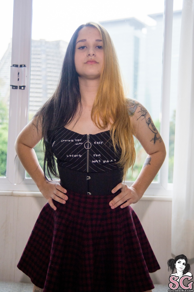 miraia-brunetteorblonde-09.jpg