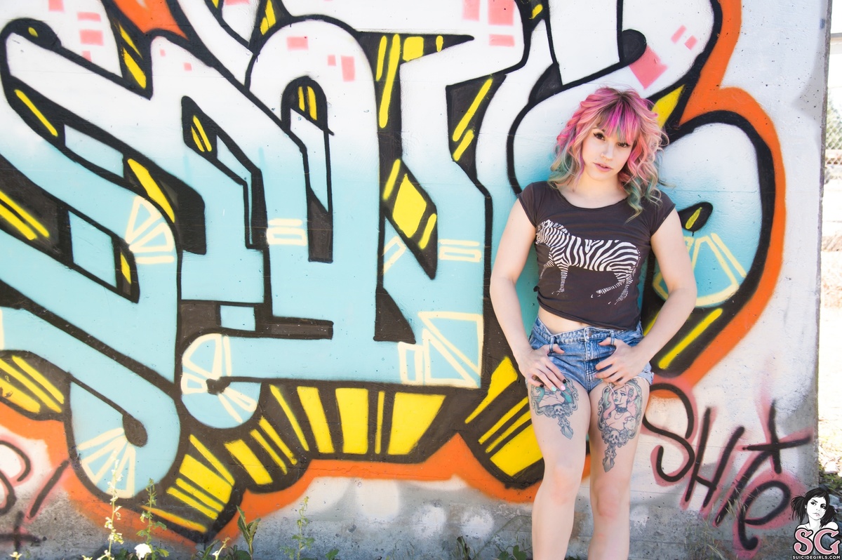 dollie-urbanundressings-01.jpg