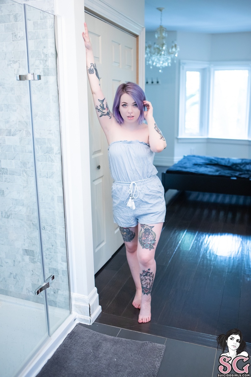 aurralee-lavenderkiss-01.jpg