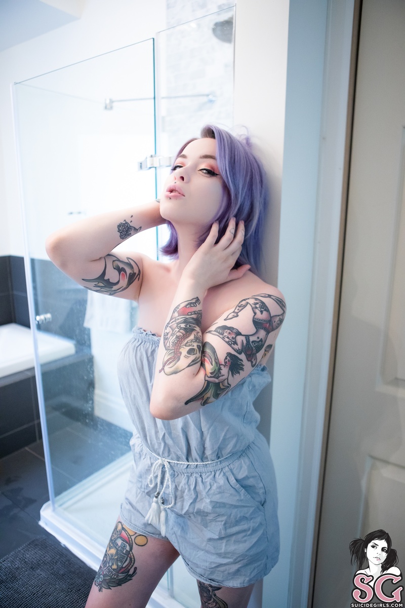 aurralee-lavenderkiss-03.jpg