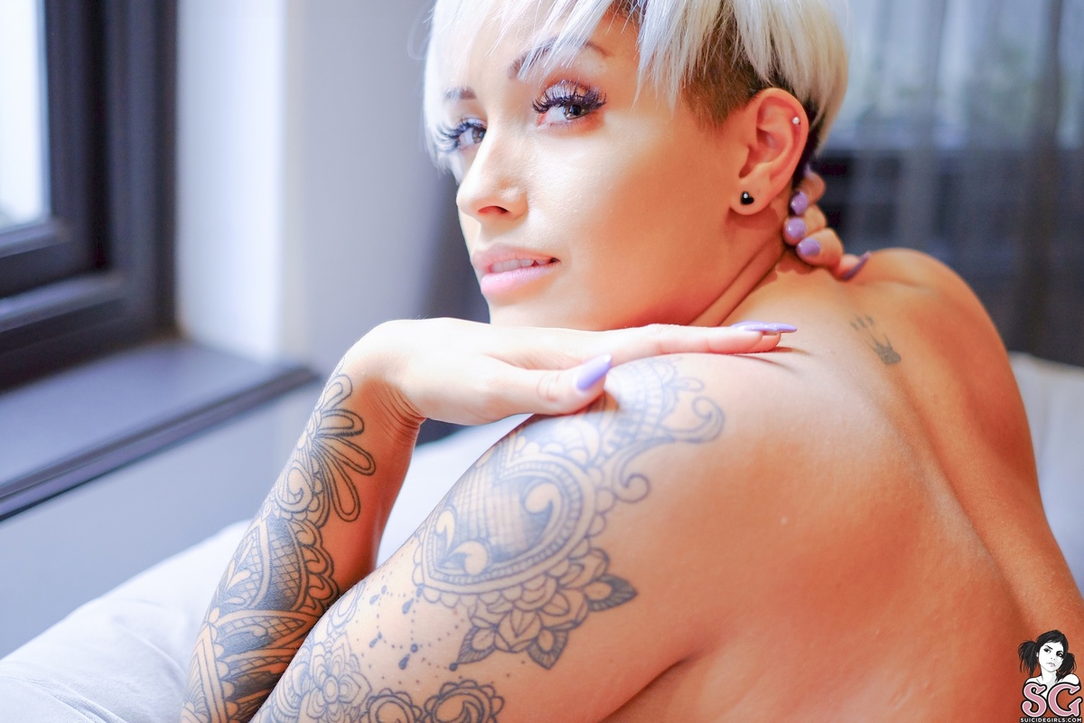 ashleighgrey-velvet-37.jpg