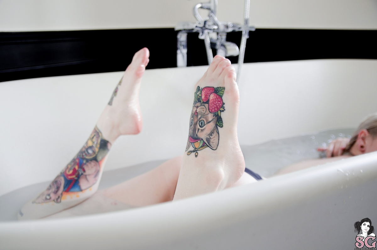 marlene-wetdreams-23.jpg