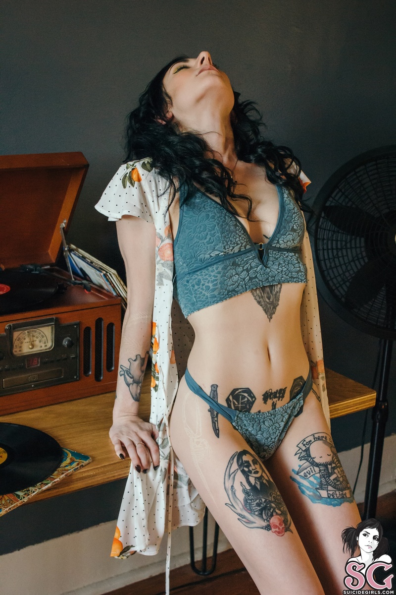 wednesdaya-peachrecords-17.jpg