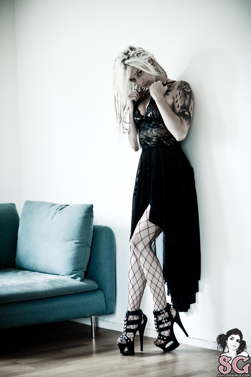 evachrome-chiclounge-15.jpg