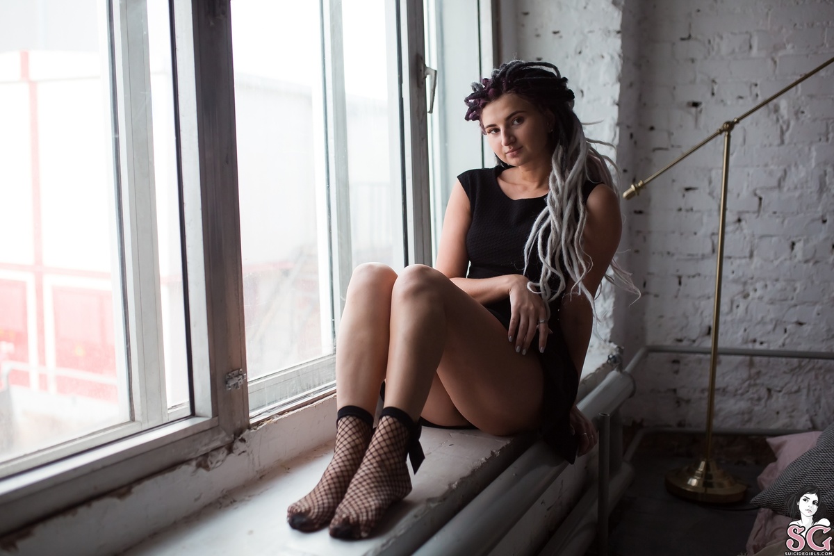 candytrip-badbythewindow-05.jpg