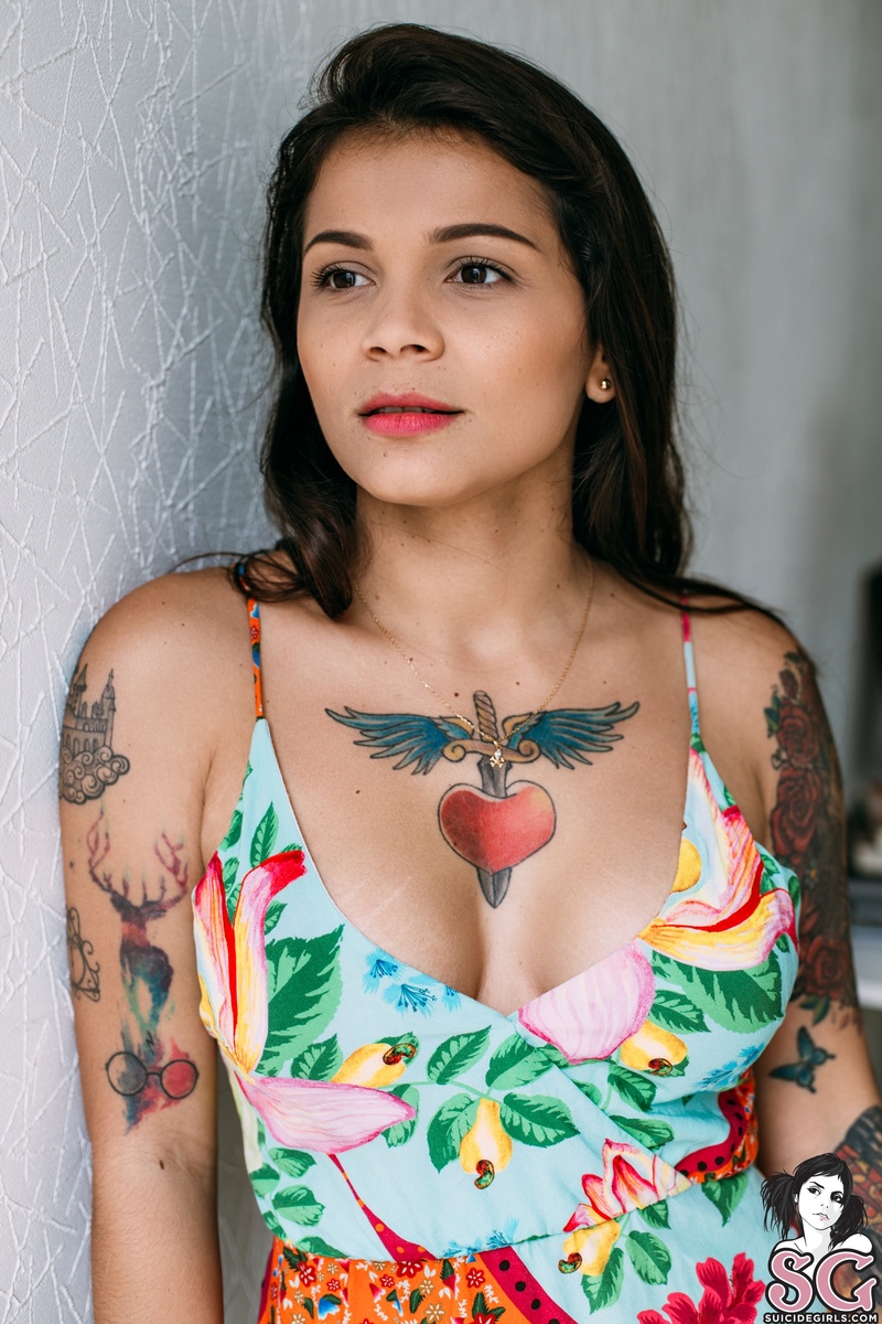 jeeh-thefirsttimeinflowers-01.jpg