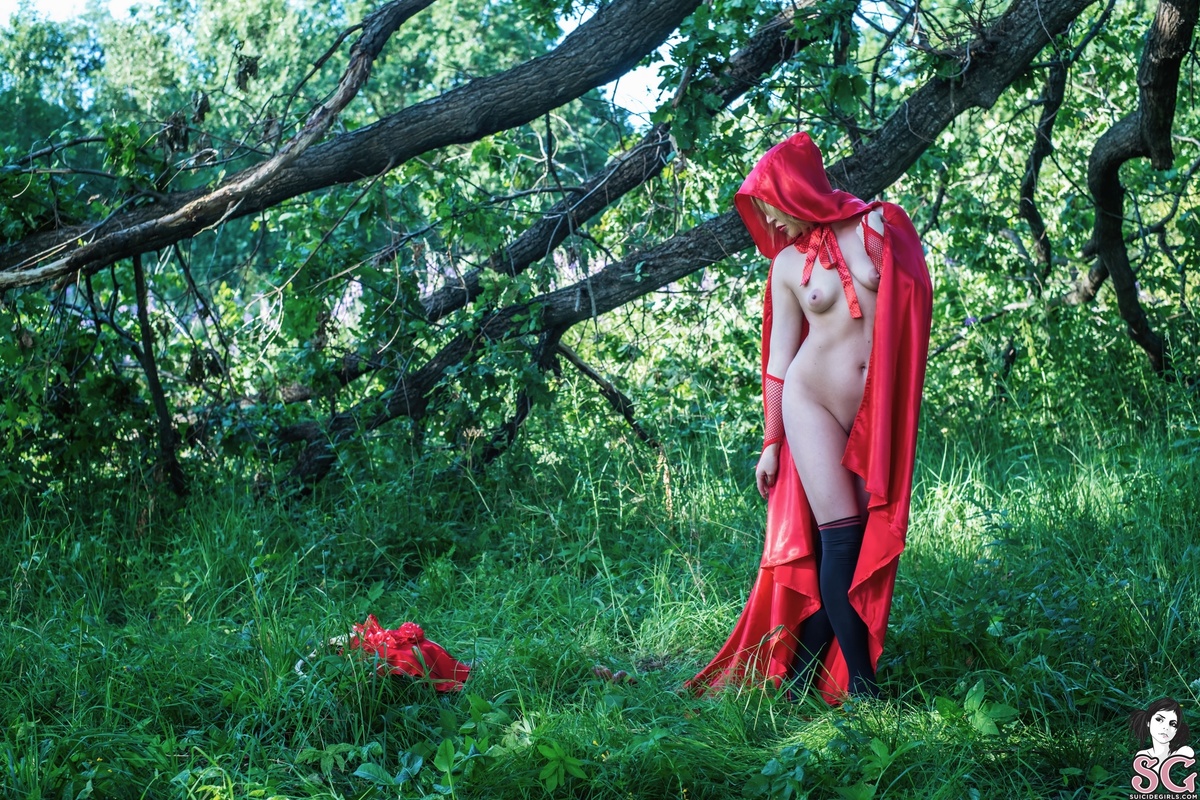 scarletjam-applesforredridinghood-35.jpg