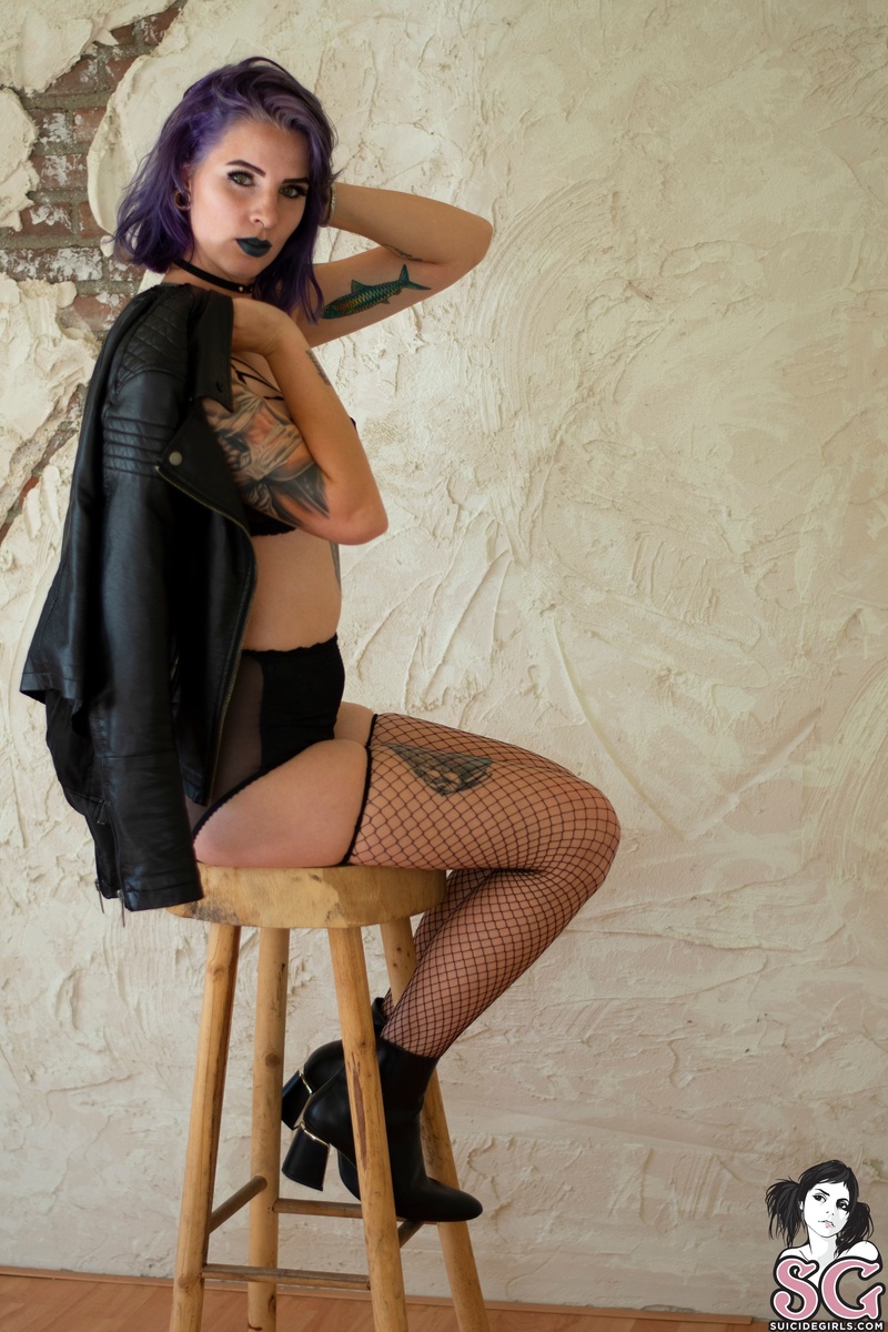 brigittesummers-foryoureyesonly-11.jpg