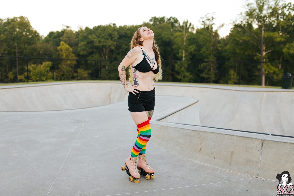 mermaidvampire-rollinginwiththesunshine-07.jpg