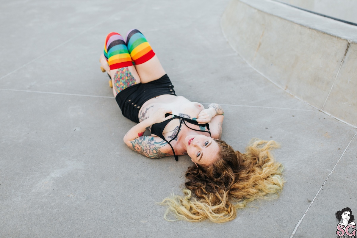 mermaidvampire-rollinginwiththesunshine-11.jpg