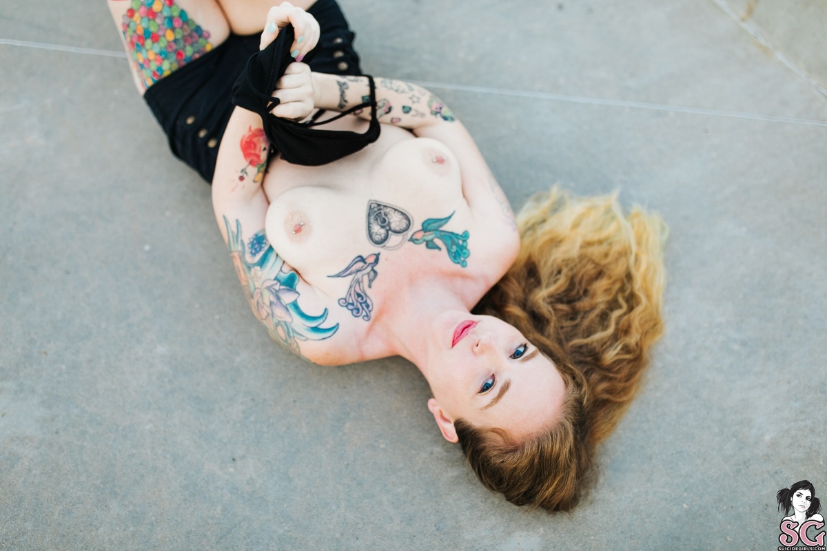 mermaidvampire-rollinginwiththesunshine-15.jpg