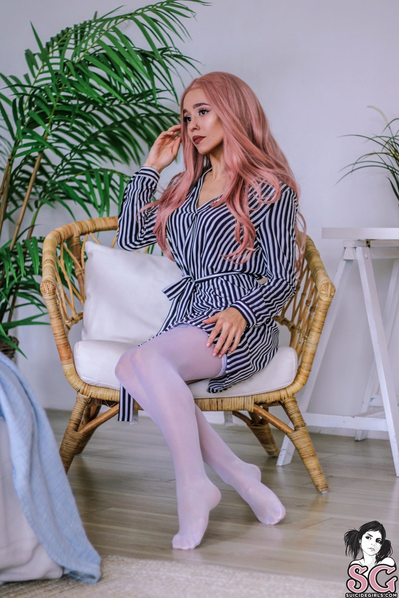 alicebong-cottoncandy-01.jpg