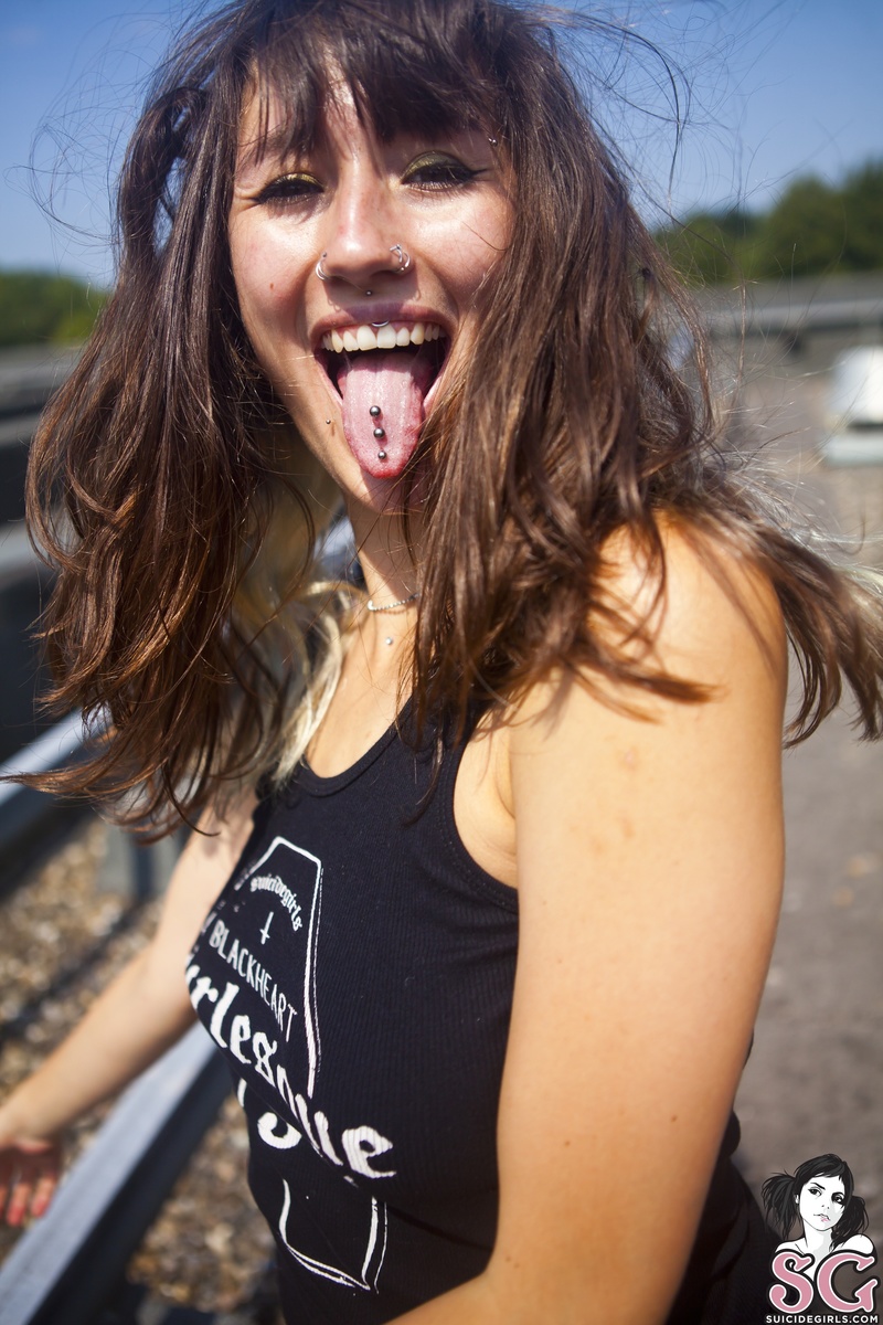 larabea-happytobepartofsg-15.jpg
