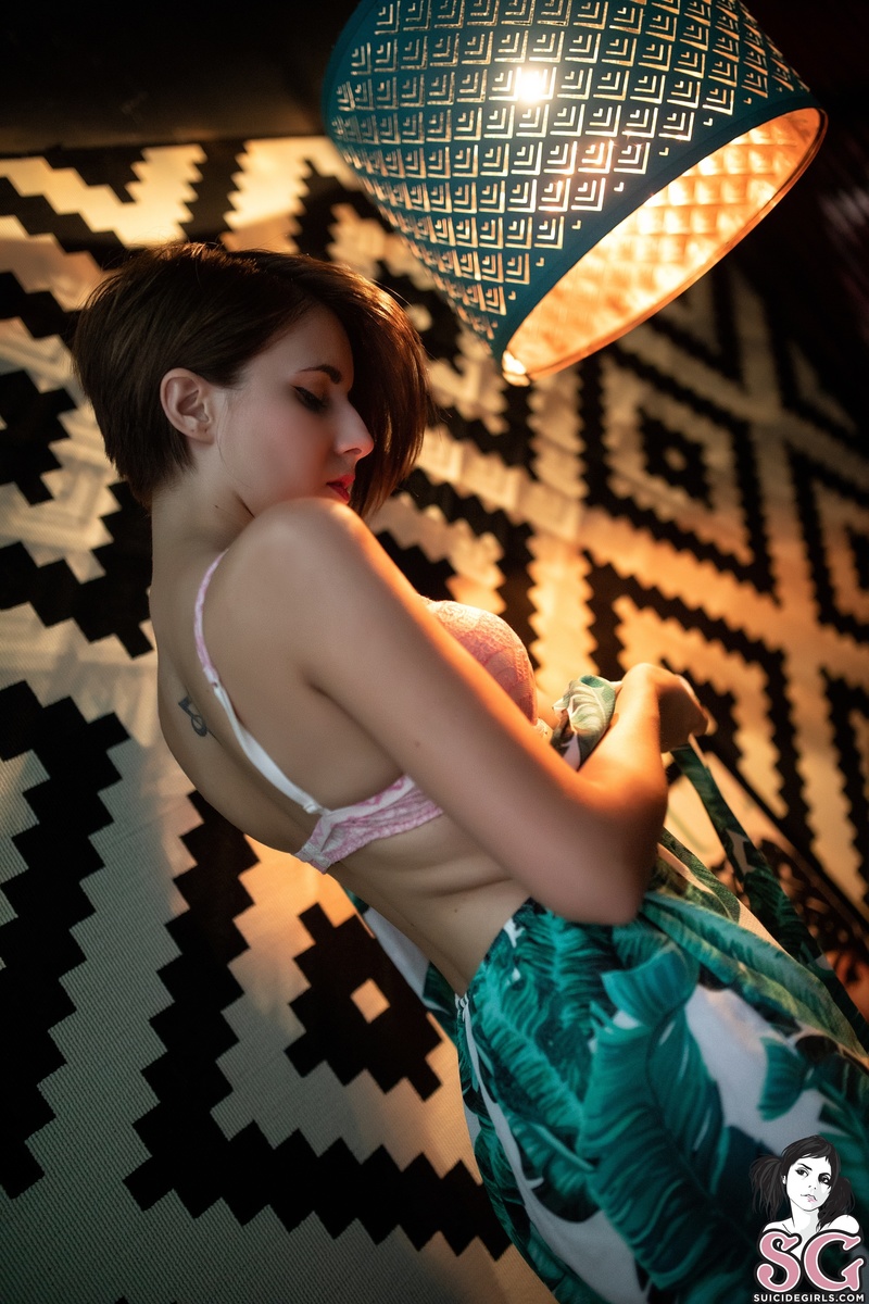 nyna-exclusivezone-09.jpg
