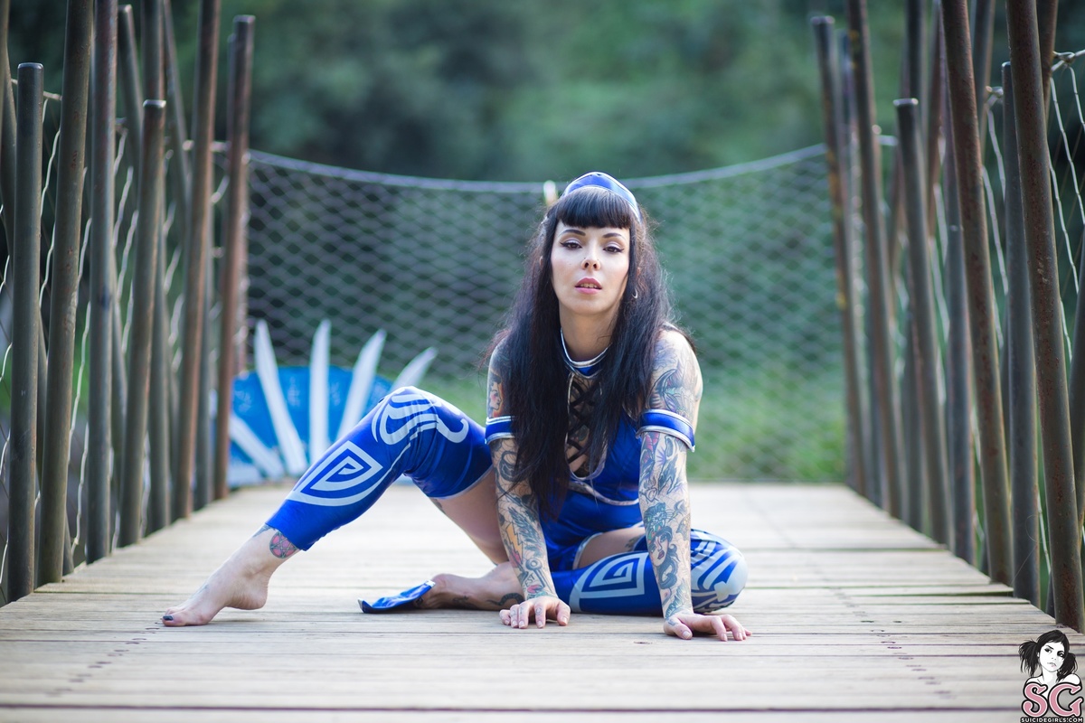 marythunder-kissofdoom-09.jpg