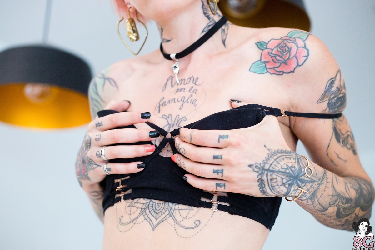 chaviblackcat-pearl-19.jpg