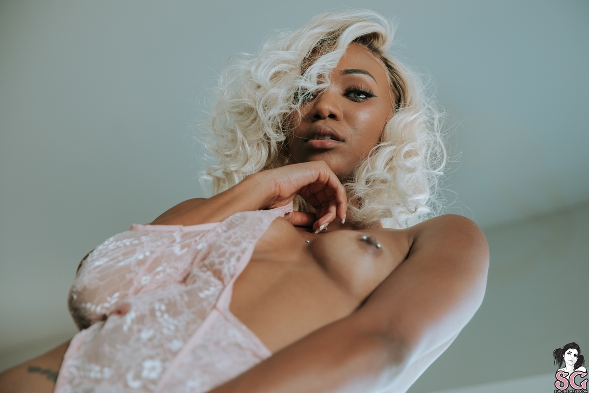 naomi-indigo-21.jpg