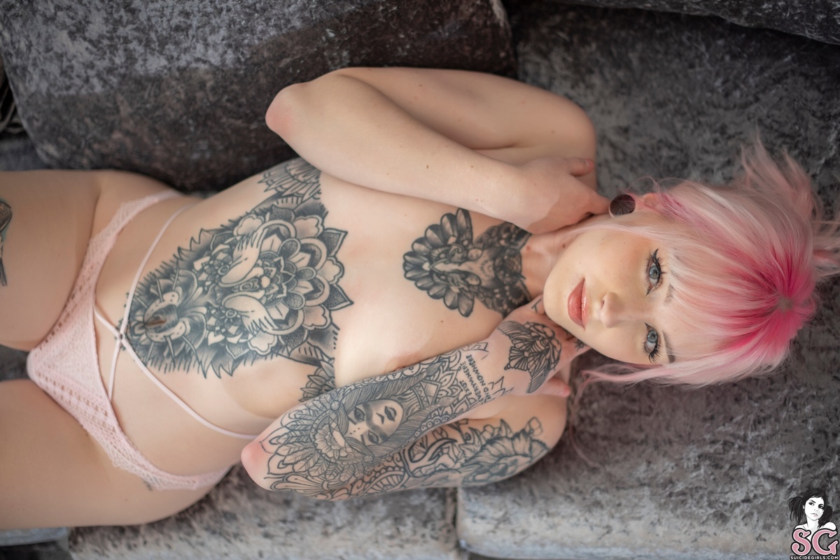 runa-velvet-21.jpg