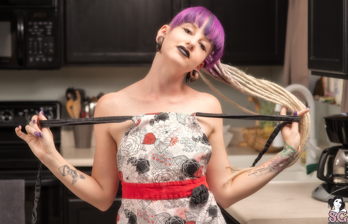 kinzy-sweettooth-07.jpg