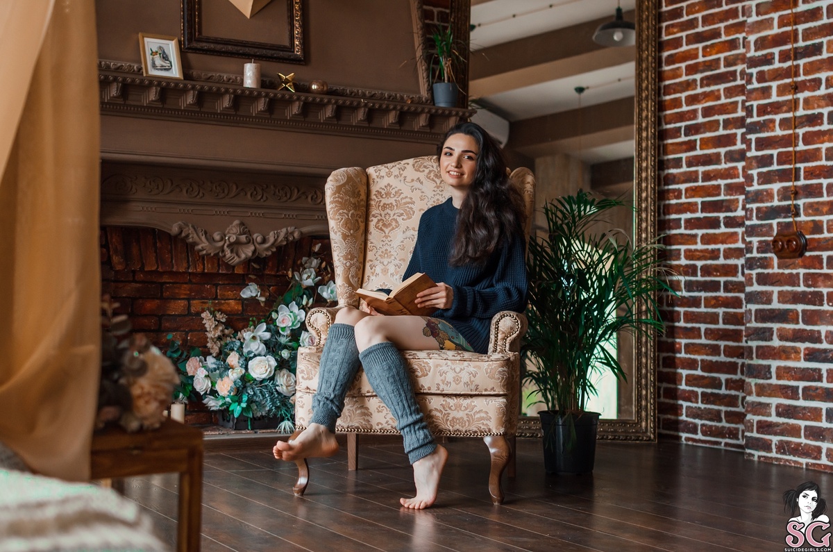 elmira-prettygirl-01.jpg
