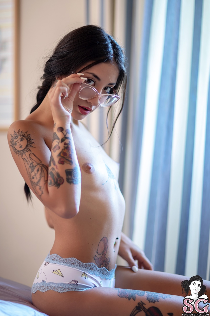 melanya-pleasantreadings-15.jpg