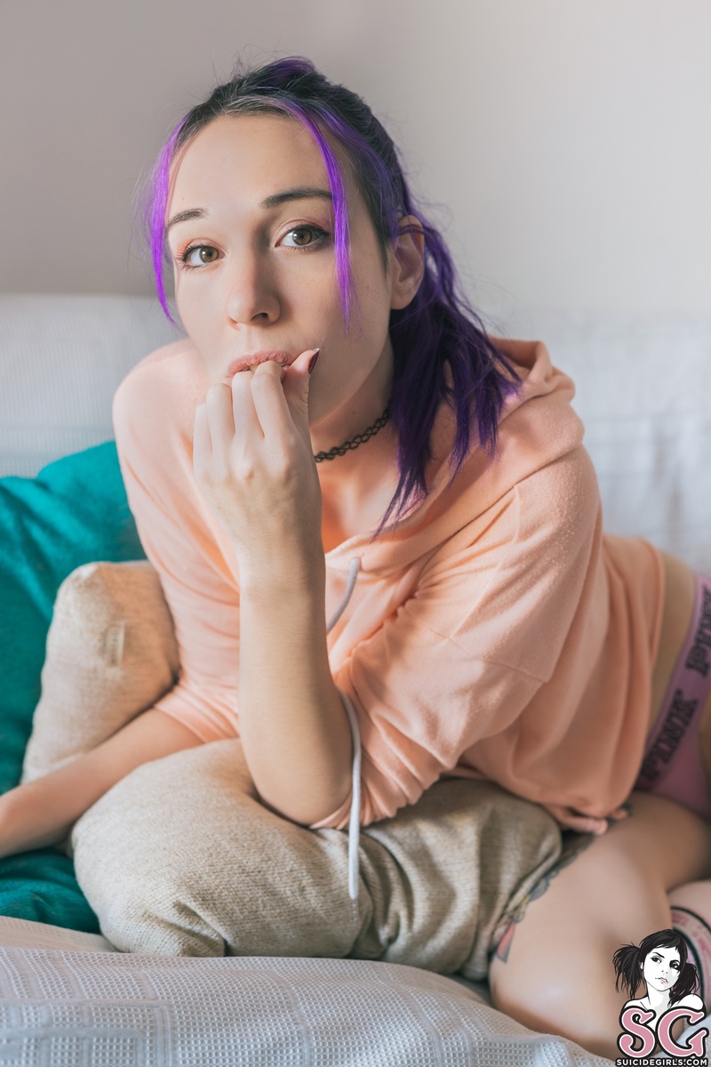 lolilove420-moonchild-05.jpg
