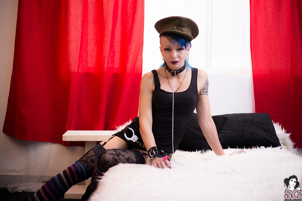 fuyukofa-punkhead-01.jpg