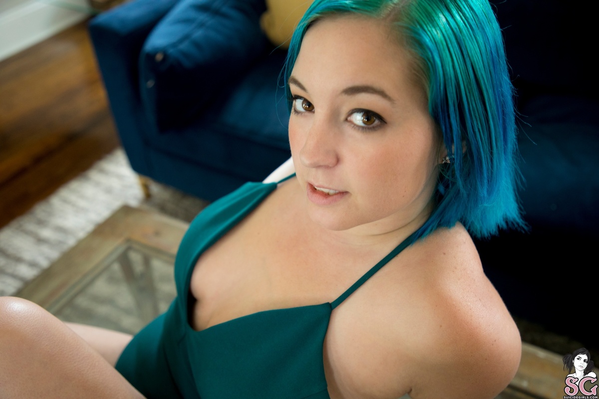 pewter-blue-03.jpg