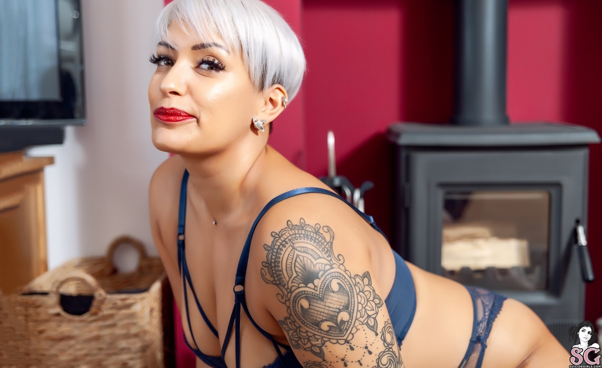 ashleighgrey-heatsource-17.jpg