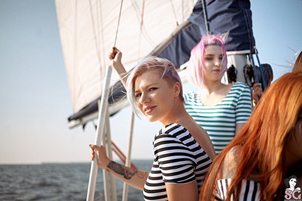 donawhale-yachtparty-03.jpg