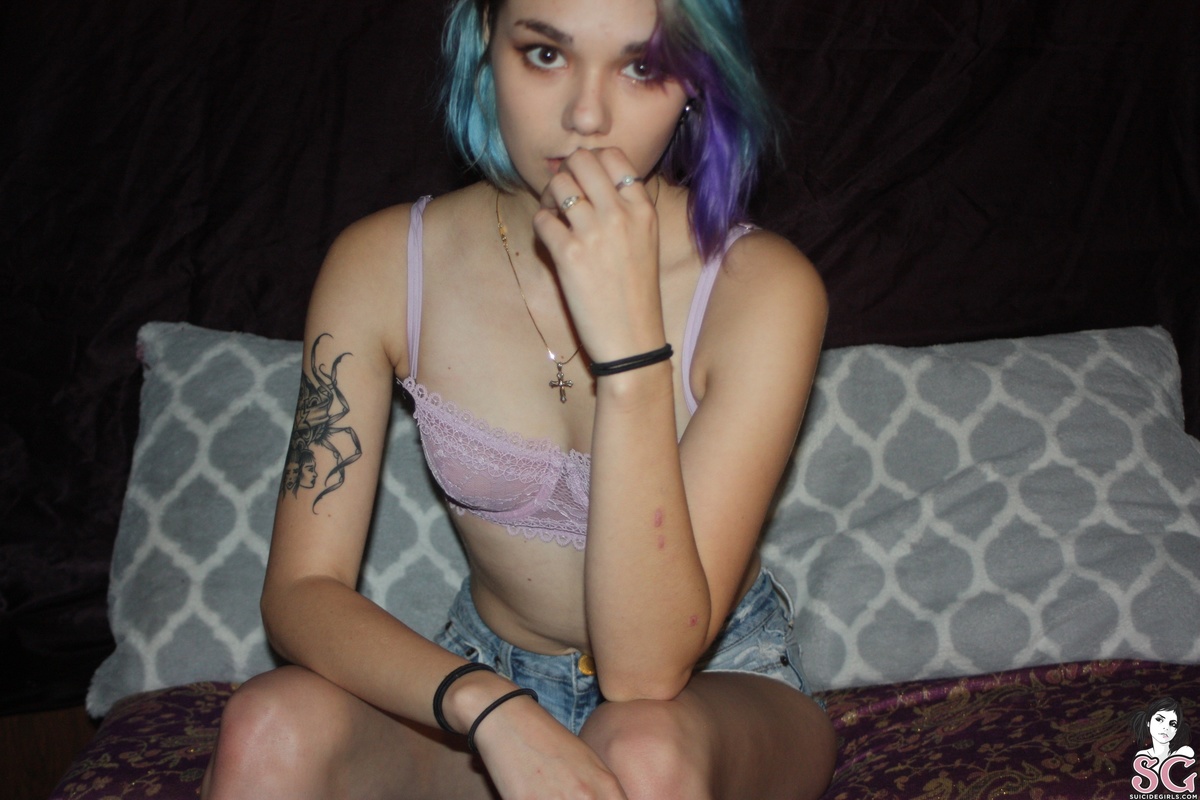 evebunny-plumdrop-09.jpg