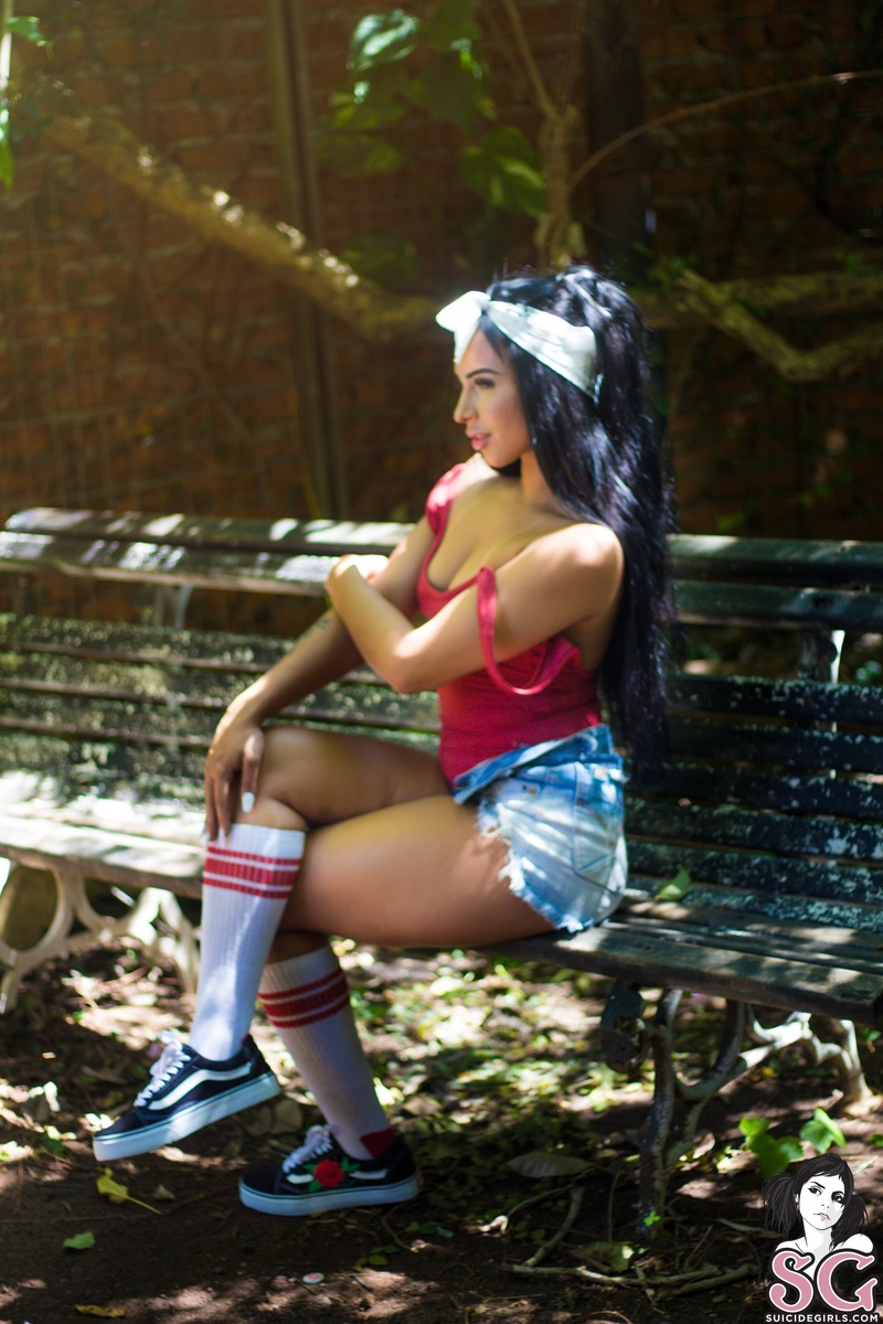 pocahontas-natureisfreedom-05.jpg