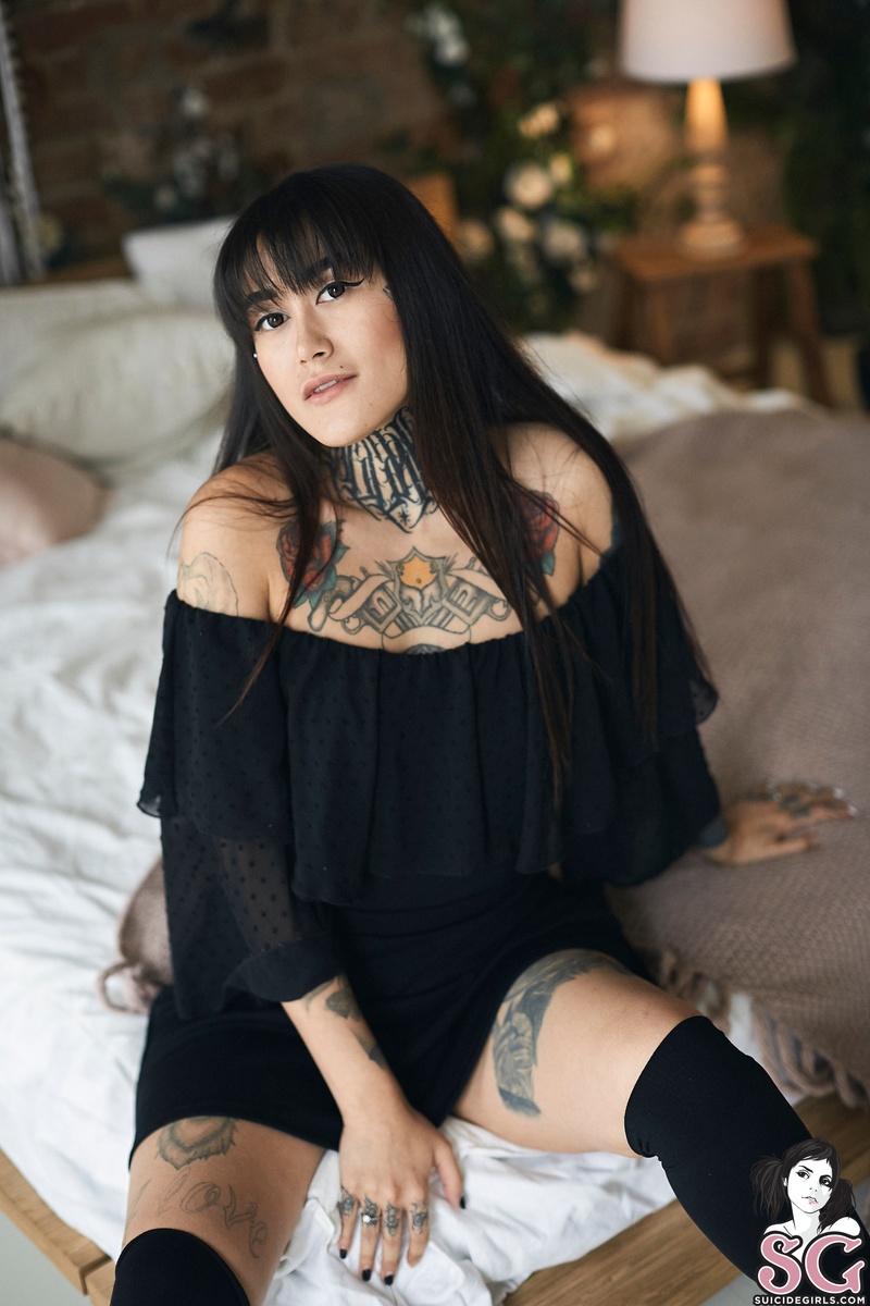 succub-blackmoon-01.jpg