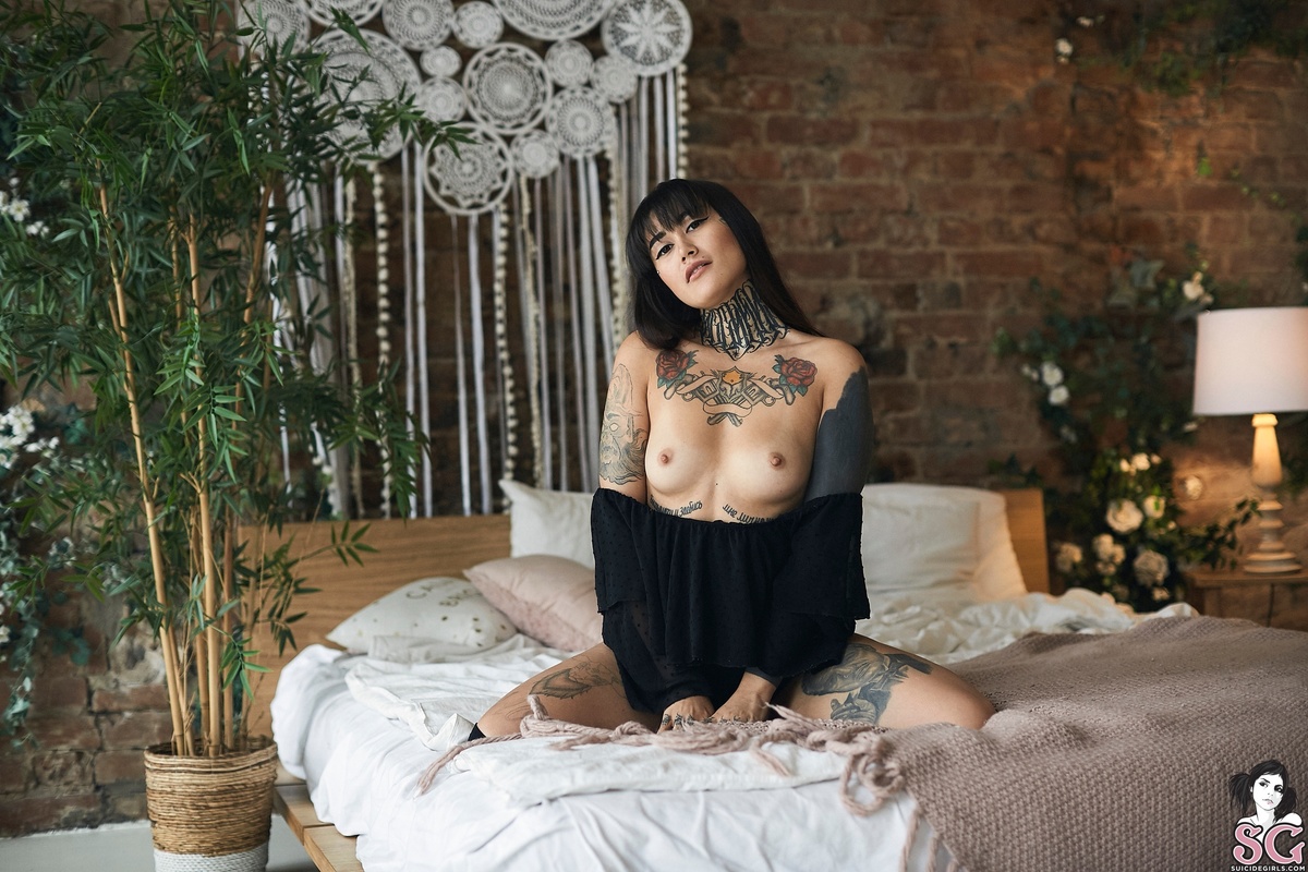 succub-blackmoon-11.jpg