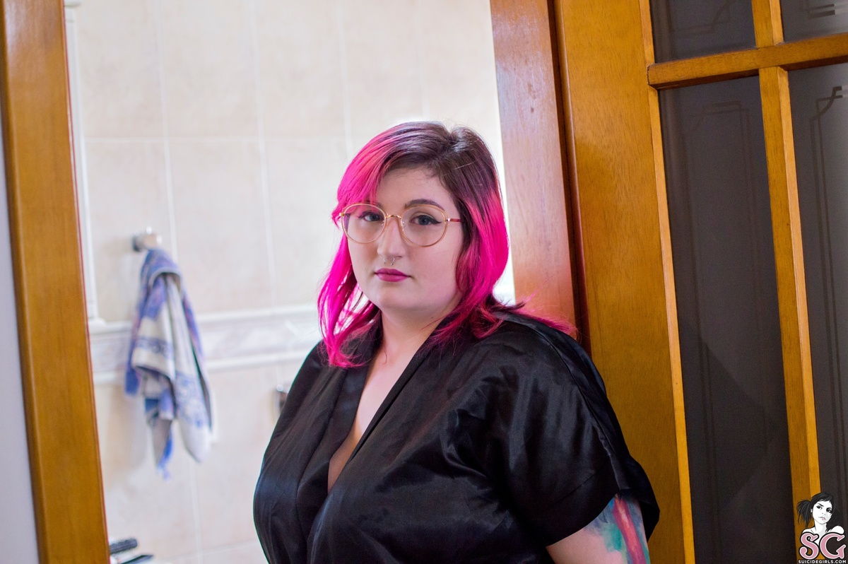 ifrin-bubblepink-01.jpg