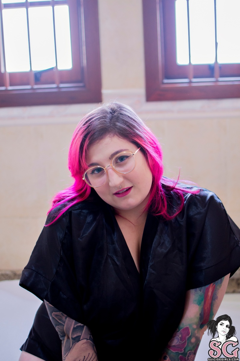 ifrin-bubblepink-03.jpg