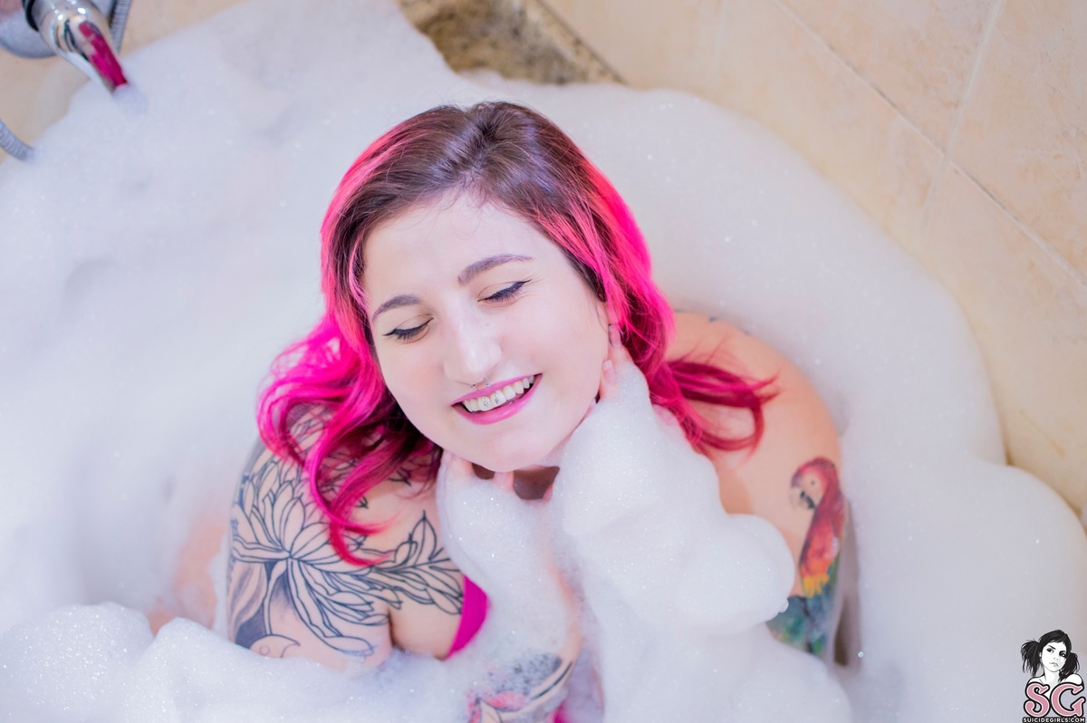 ifrin-bubblepink-13.jpg