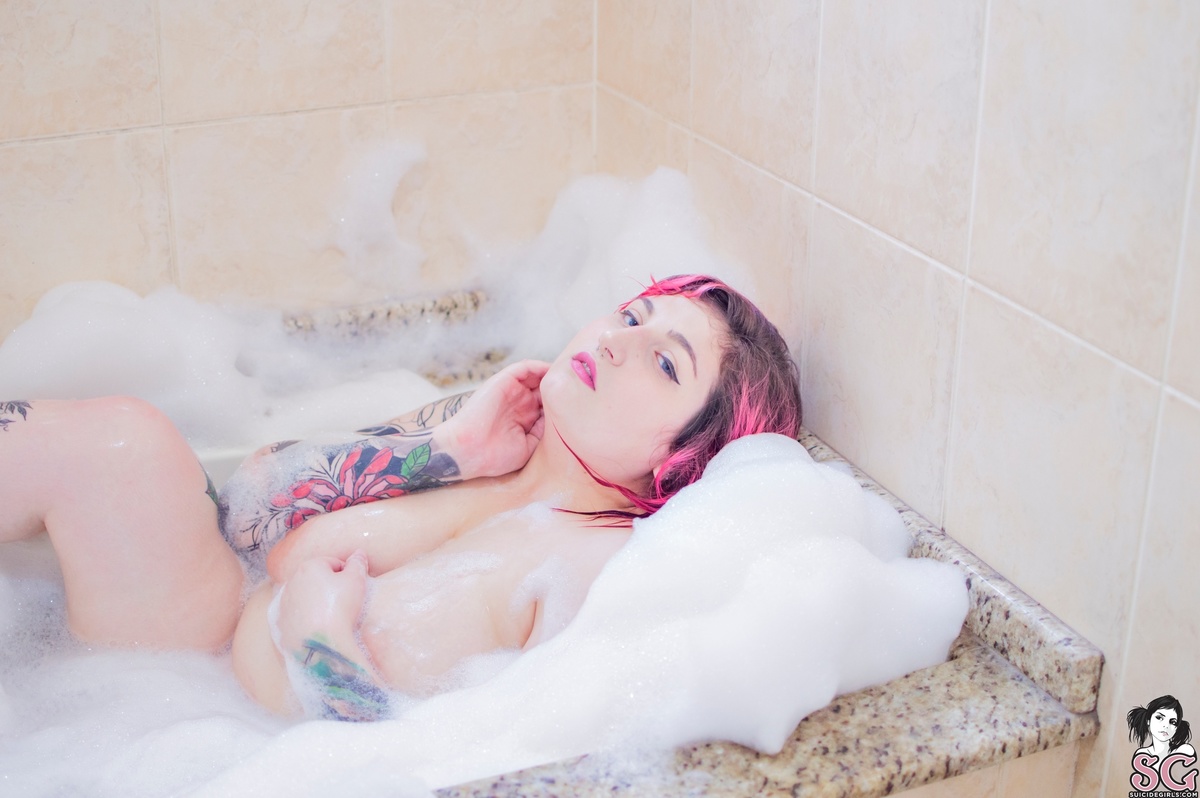 ifrin-bubblepink-29.jpg