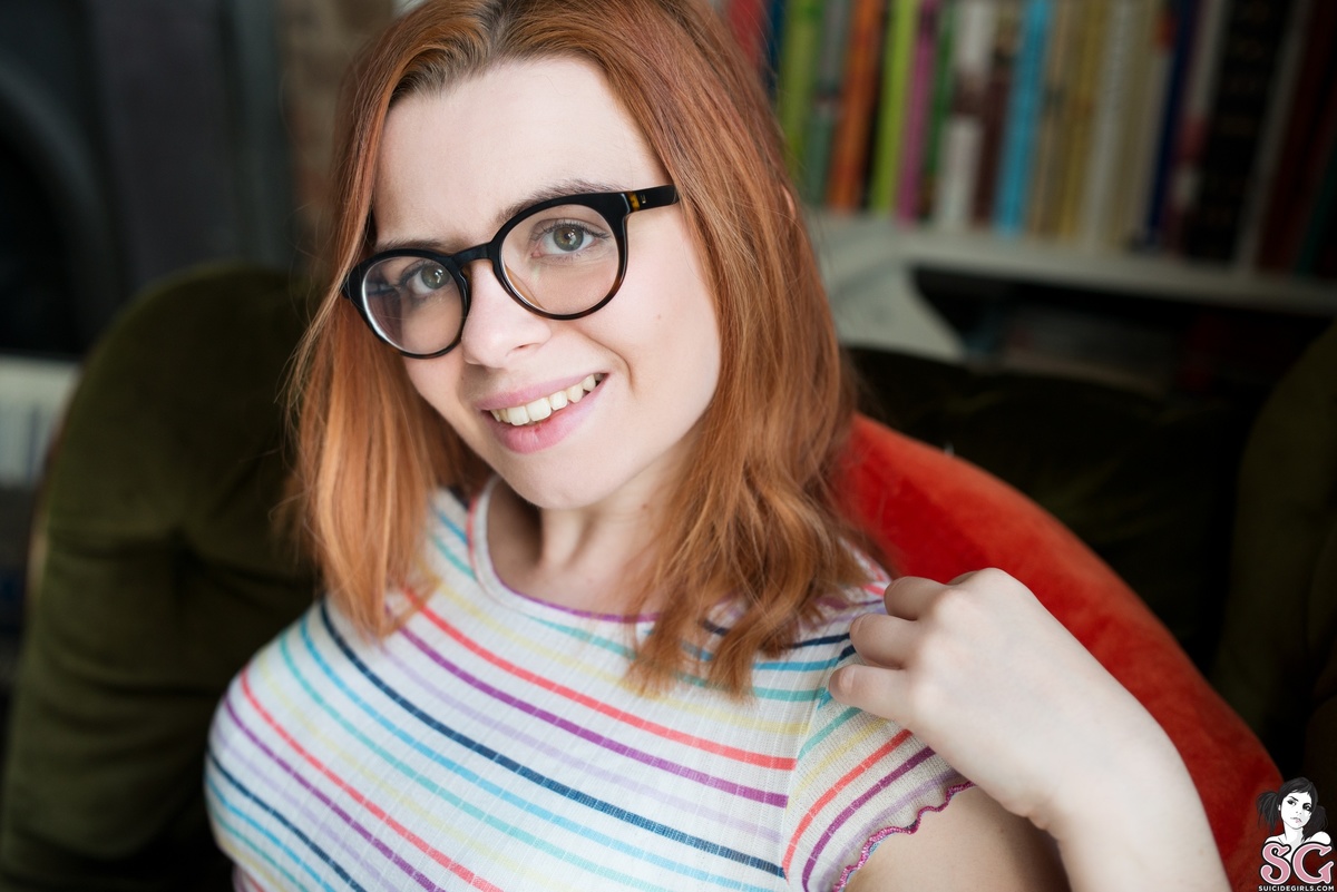 robynsuicide-coquette-05.jpg