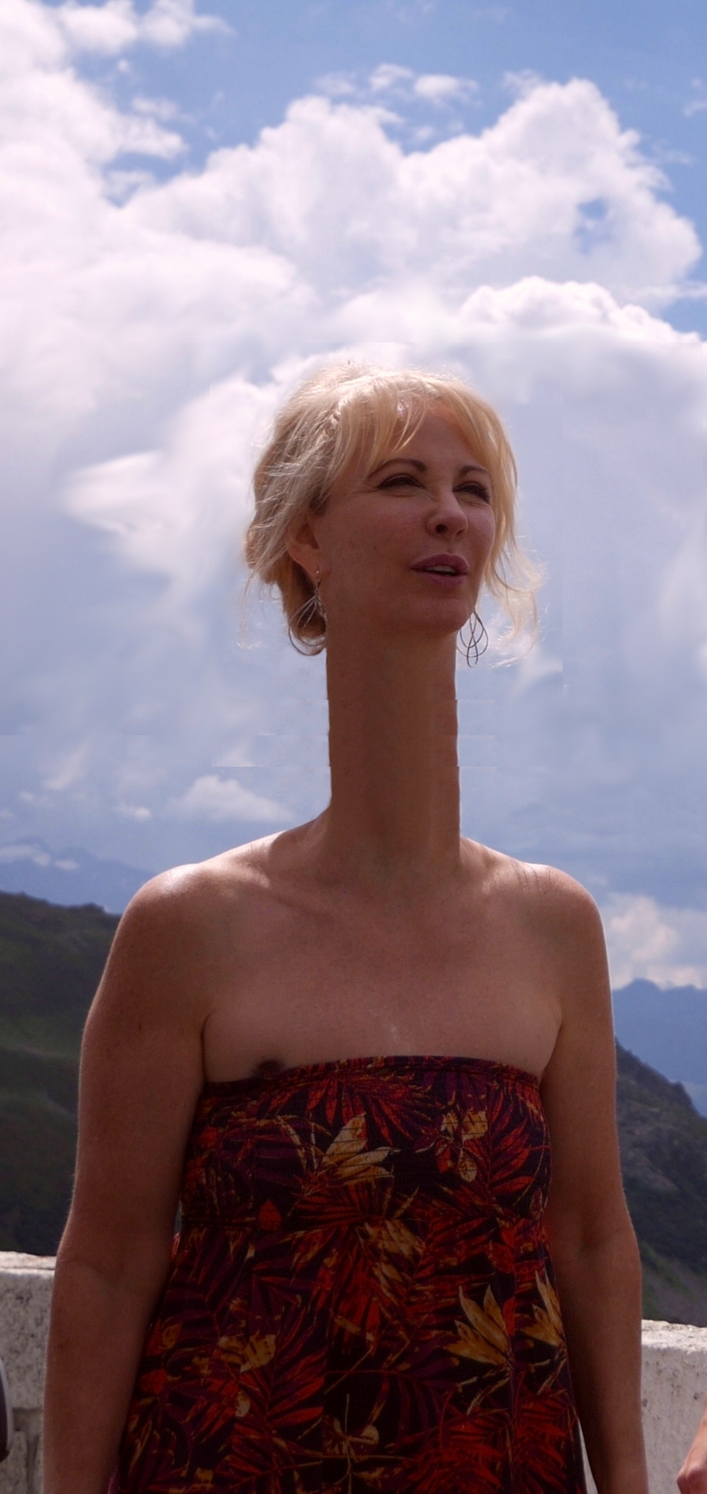 Alien woman with long neck