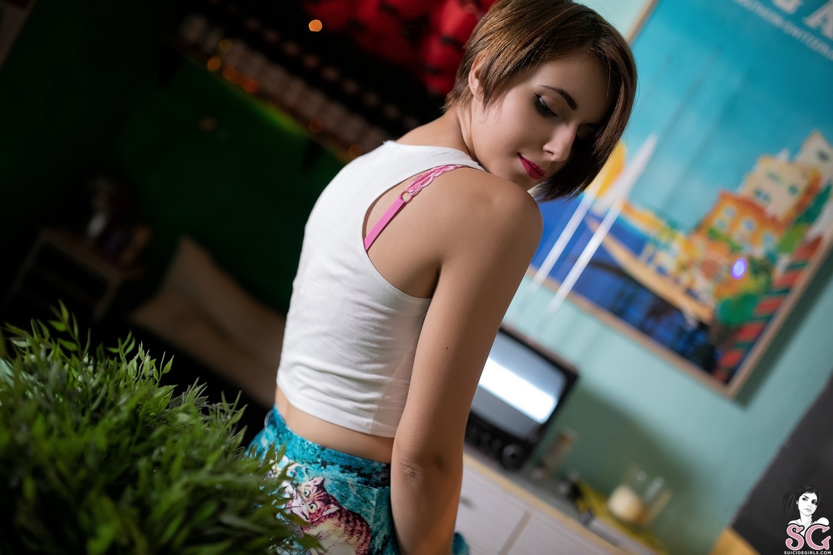 nyna-syntonized-07.jpg